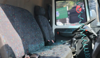 Ford Cargo 712 – Ano: 2011 – Baú cheio