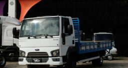 Ford Cargo 816 – Ano: 2015 – Carroceria