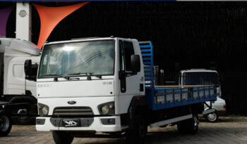 Ford Cargo 816 – Ano: 2015 – Carroceria