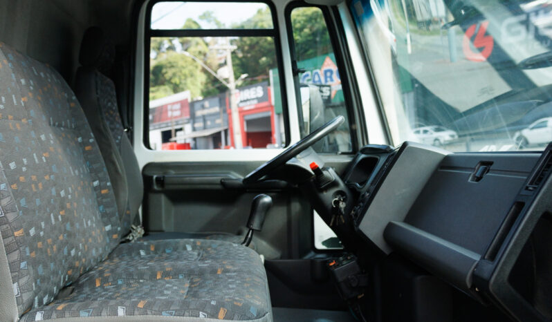Ford Cargo 816 – Ano: 2015 – Carroceria cheio