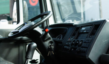 Ford Cargo 816 – Ano: 2015 – Carroceria cheio