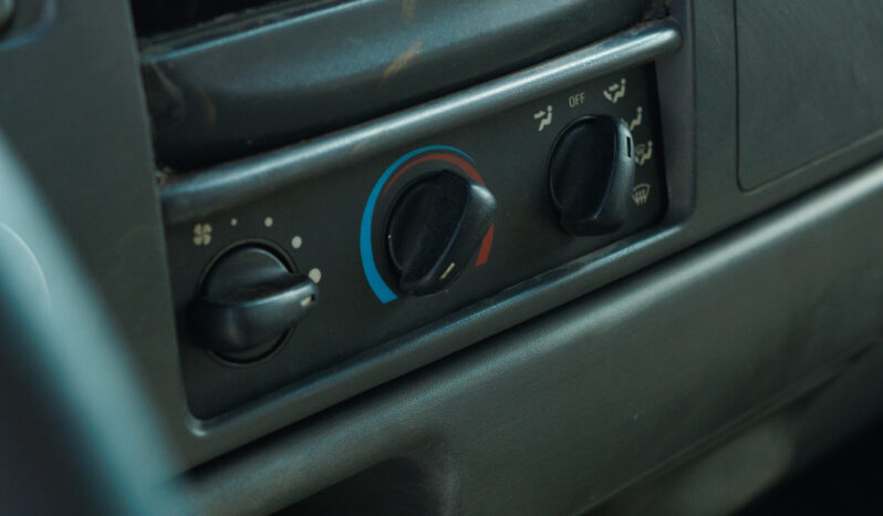 Ford F-350 – Ano: 2003 – Carroceria cheio