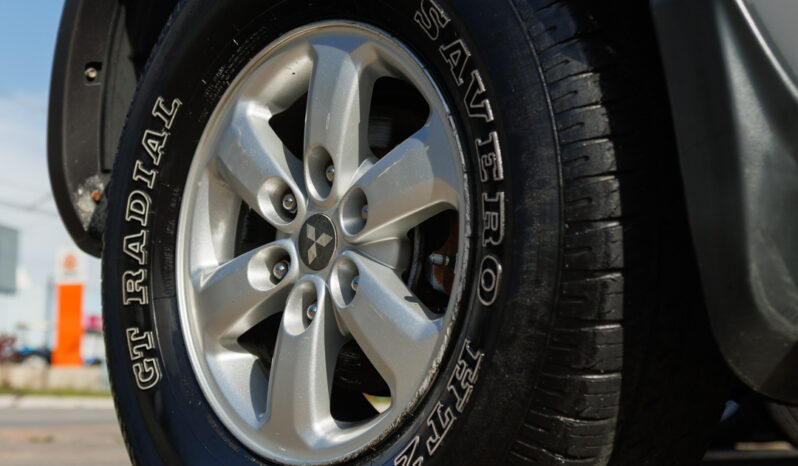 Mitsubishi L200 Triton – Ano: 2013 – Diesel cheio