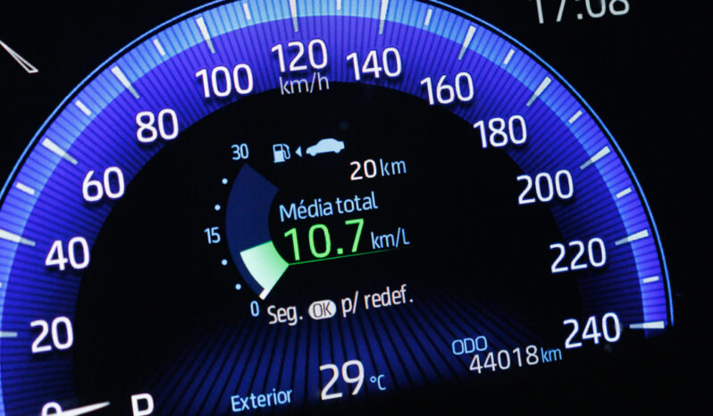 Toyota Corolla Cross XRE – Ano: 2024 – Baixo Km cheio