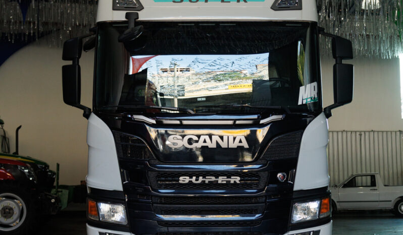 Scania P-280 – Ano: 2019 – Carroceria cheio