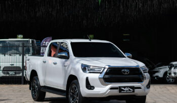 Toyota Hilux SRX – Ano: 2024 – Baixo Km