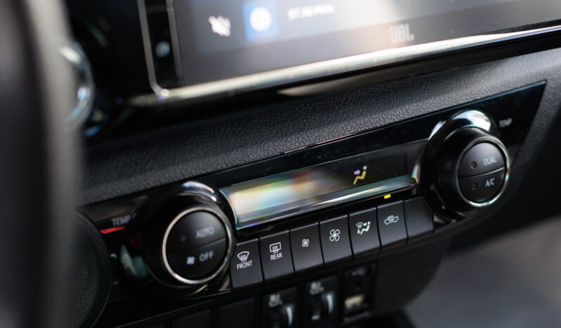 Toyota Hilux SRX – Ano: 2024 – Baixo Km cheio