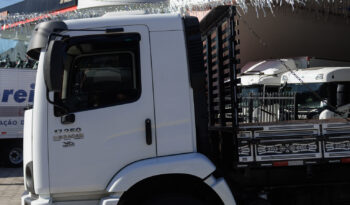 VW 17-250 Constellation – Ano: 2011 – Carroceria cheio