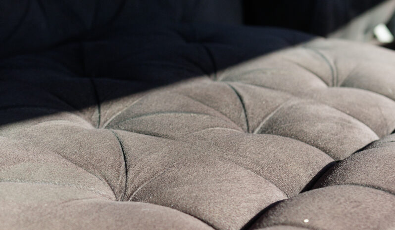 VW 17-250 Constellation – Ano: 2011 – Carroceria cheio