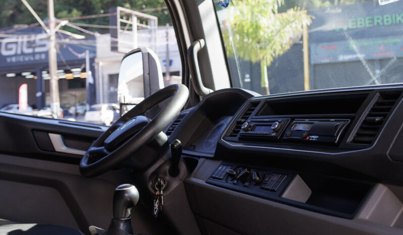 VW 11-180 Prime – Ano: 2021 – Baú cheio