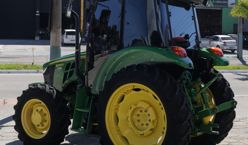 Trator John Deere 5080E – Ano: 2024 – Cabinado 4 x 4 cheio