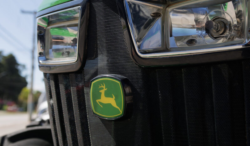 Trator John Deere 5080E – Ano: 2024 – Cabinado 4 x 4 cheio