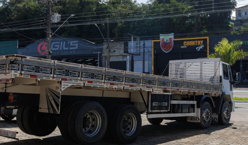 Ford Cargo 2428 Bi-Truck – Ano: 2010 – Carroceria cheio