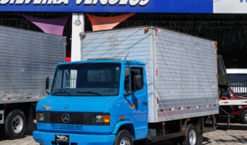 Mercedes-Benz 710 Plus – Ano: 2004 – Baú + Plataforma