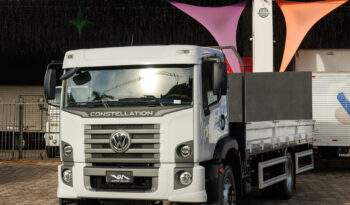 VW 17-210 Constellation – Ano: 2026 – Carroceria c/ Plataforma