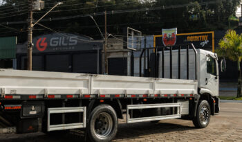 VW 17-210 Constellation – Ano: 2026 – Carroceria c/ Plataforma cheio