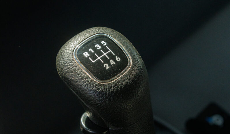 VW 17-210 Constellation – Ano: 2026 – Carroceria c/ Plataforma cheio