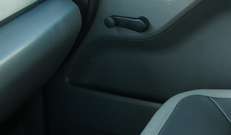 VW 17-210 Constellation – Ano: 2026 – Carroceria c/ Plataforma cheio