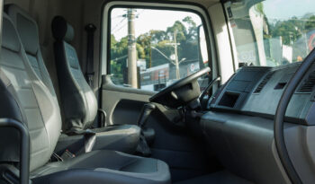 VW 17-210 Constellation – Ano: 2026 – Carroceria c/ Plataforma cheio