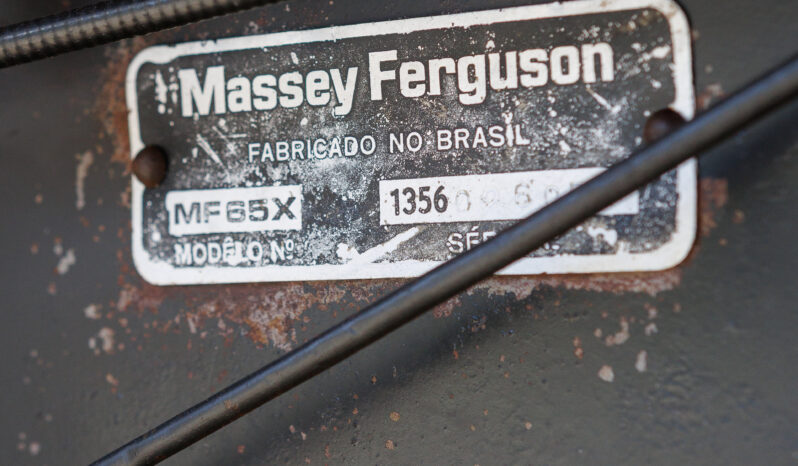 Trator Massey Ferguson 65 X – Ano: 1972 – 4 x 2 cheio