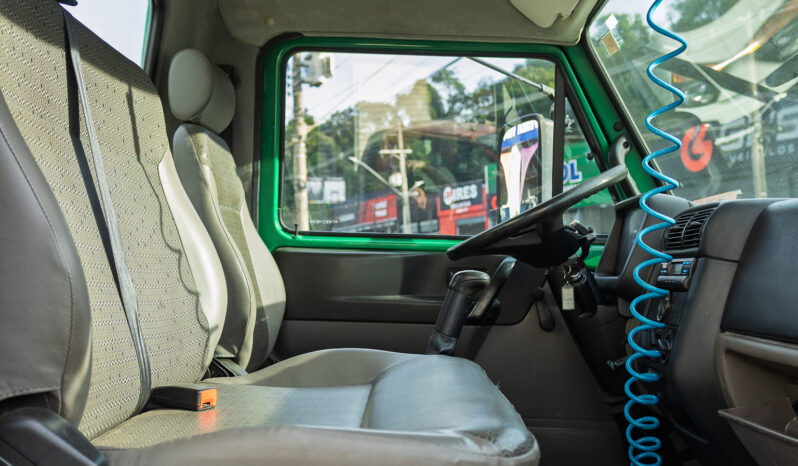 VW 17.190 Worker – Ano: 2015 – No Chassi – Bx Km cheio