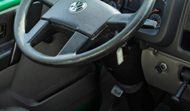 VW 17.190 Worker – Ano: 2015 – No Chassi – Bx Km cheio