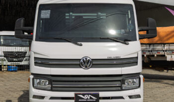 VW 11.180 – Ano: 2025 – Carroceria – Baixo Km cheio