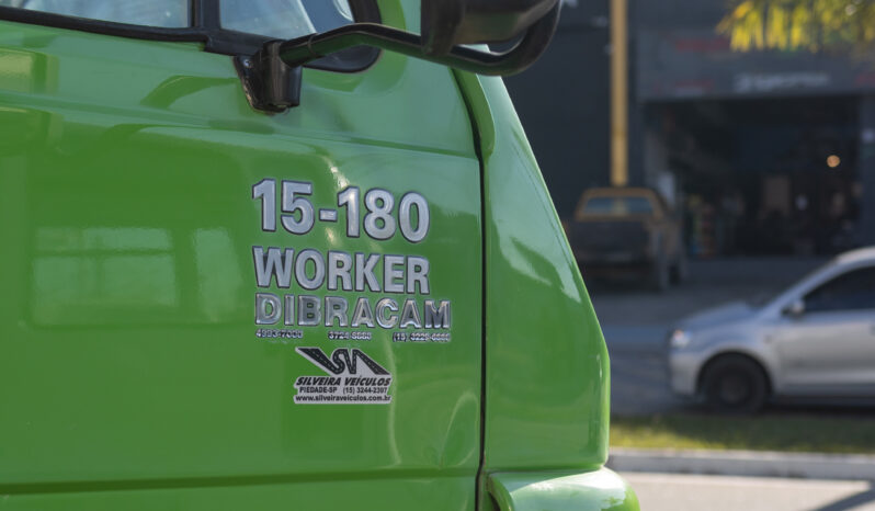 VW 15.180 Worker – Ano: 2009 – Carroceria cheio