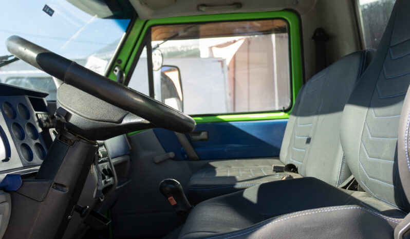 VW 15.180 Worker – Ano: 2009 – Carroceria cheio