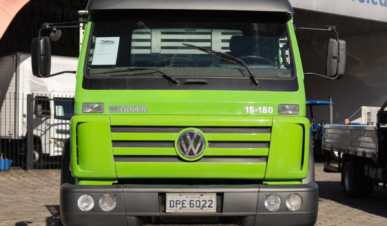 VW 15.180 Worker – Ano: 2009 – Carroceria cheio