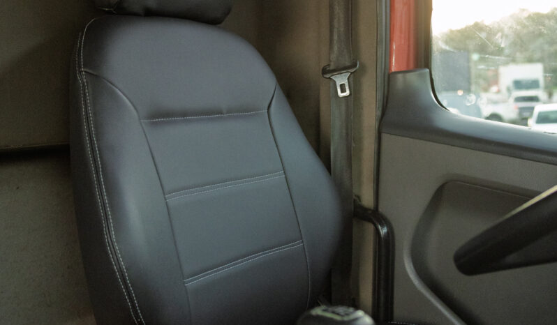 VW 24.280 Constellation – Ano: 2012 – Caçamba Basculante cheio