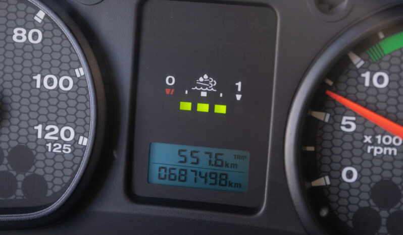 Ford Cargo 2429 – Ano: 2013 – Carroceria cheio