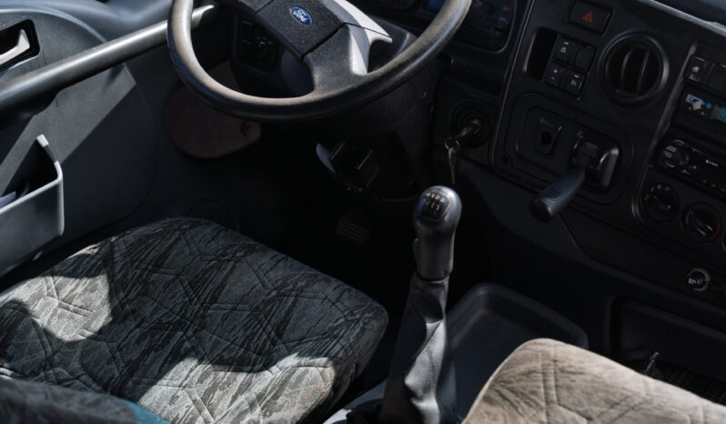 Ford Cargo 2429 – Ano: 2013 – Carroceria cheio