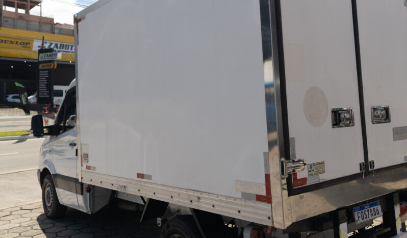 Mercedes-Benz Sprinter 311 Street – Ano: 2014 – Baú Refrigerado cheio