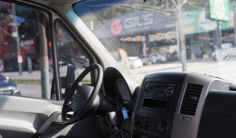Mercedes-Benz Sprinter 311 Street – Ano: 2014 – Baú Refrigerado cheio