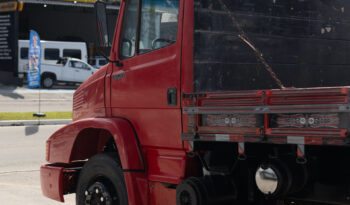 Mercedes-Benz 1620 – Ano: 2001 – Carroceria cheio