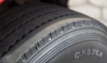 Mercedes-Benz 1620 – Ano: 2001 – Carroceria cheio