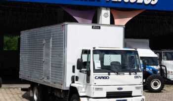 Ford Cargo 1317 – Ano: 2008 – Baú