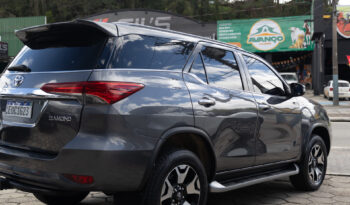 Toyota Hilux Sw4 SRX Diamond – Ano: 2020 – 07 Lugares cheio