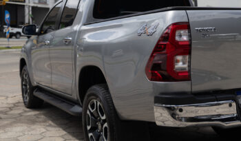 Toyota Hilux SRX – Ano: 2021 – Baixo Km cheio