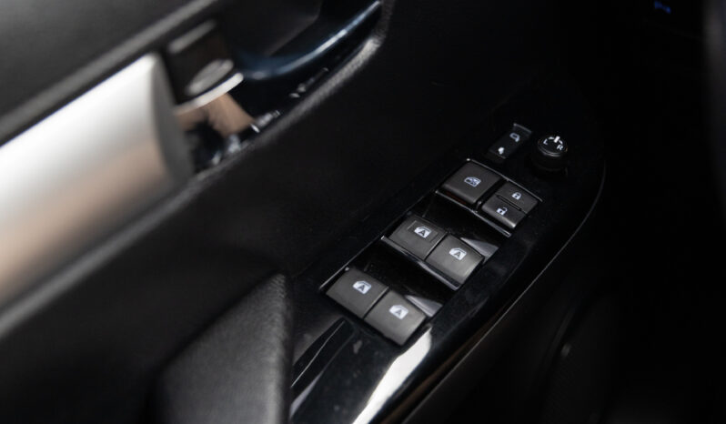 Toyota Hilux SRX – Ano: 2021 – Baixo Km cheio