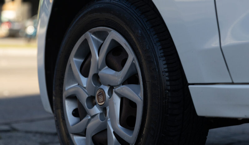Fiat Mobi Drive 1.0 – Ano: 2018 – Automático cheio