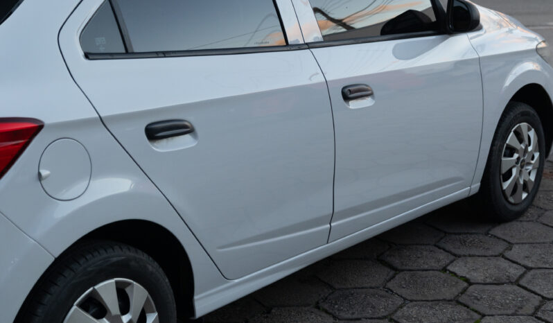 Chevrolet  Onix LS 1.0 – Ano: 2015 – Câmbio Manual cheio