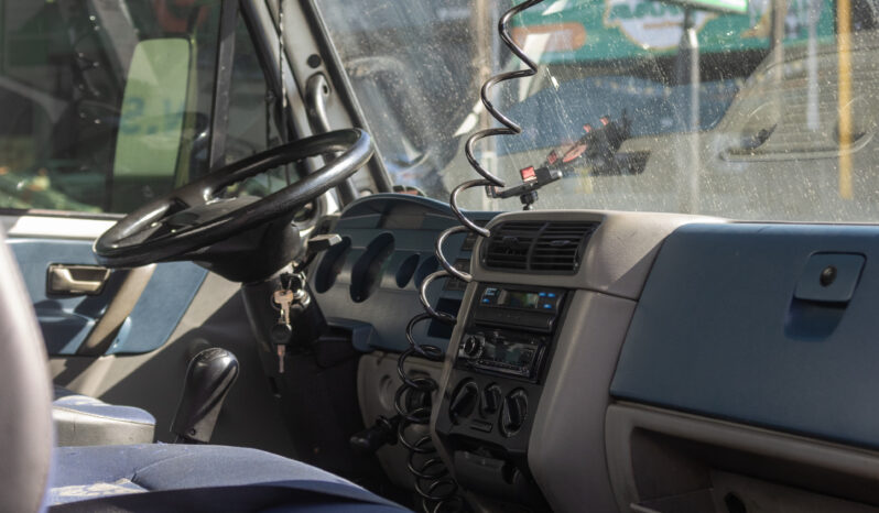 VW 8-150 – Ano: 2008 – Baú cheio