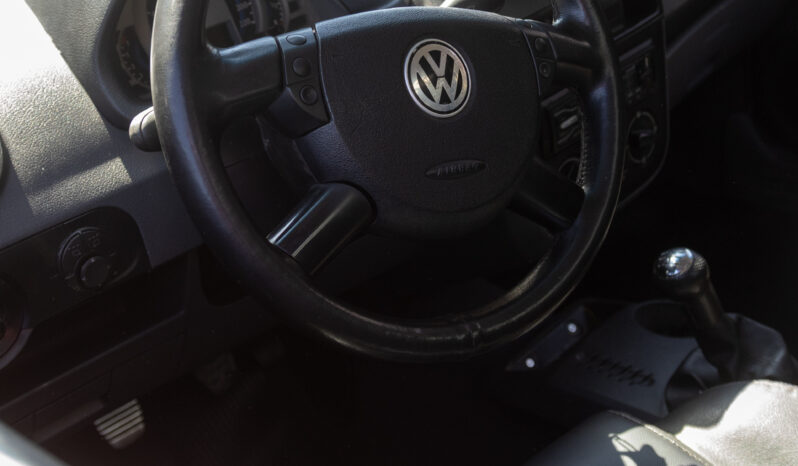 VW Saveiro Sportline – Ano: 2006 – Completa cheio