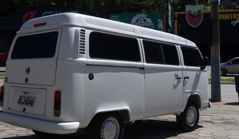 VW Kombi Standart – Ano: 2012 – Passageiros cheio