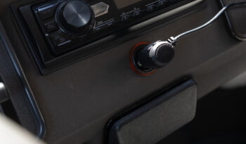 VW Kombi Standart – Ano: 2012 – Passageiros cheio