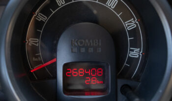 VW Kombi Standart – Ano: 2012 – Passageiros cheio